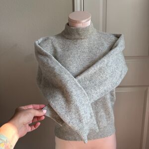 COMPLIMENTS -100% Lambswool Turtleneck sweater- Small